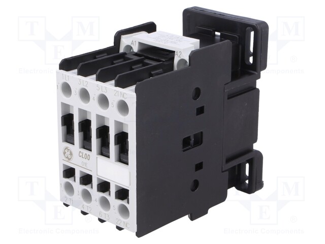 Contactor: 3-pole; NO x3; Auxiliary contacts: NC; 230VAC; 9A; CL
