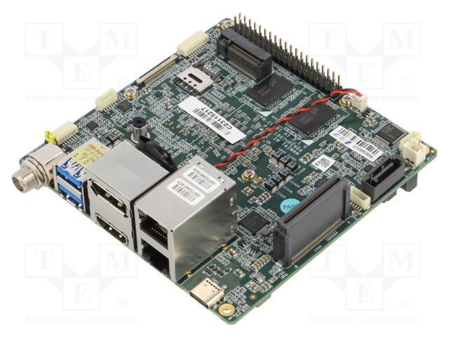 Single-board computer; RAM: 8GB; Flash: 64GB; 117x116x70mm; 12VDC