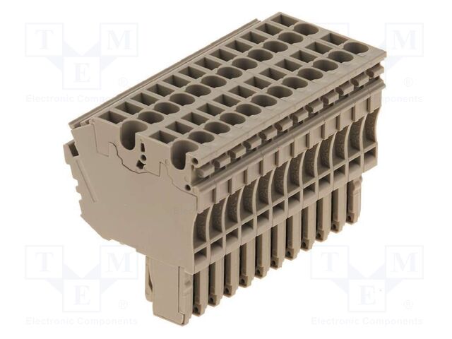 Pluggable terminal block