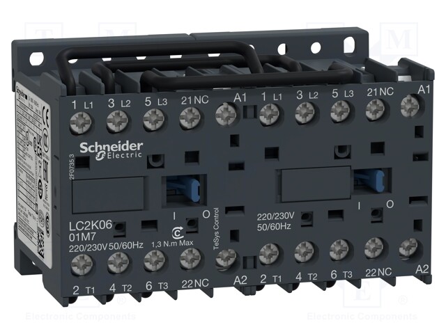 Contactor: 3-pole reversing; NO x3; Auxiliary contacts: NC; 24VAC