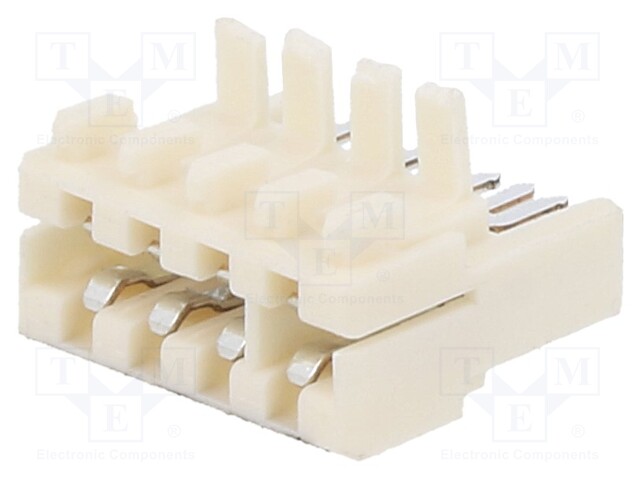 Socket; 