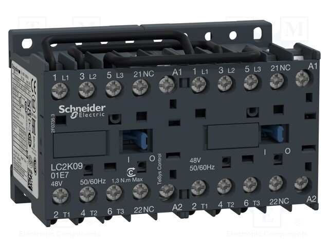 Contactor: 3-pole reversing; NO x3; Auxiliary contacts: NC; 24VAC