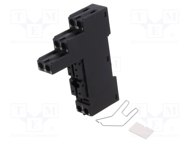 Socket