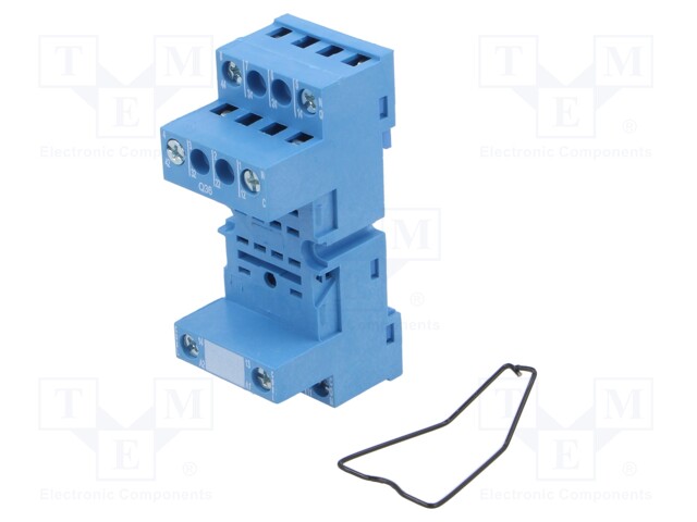 Socket