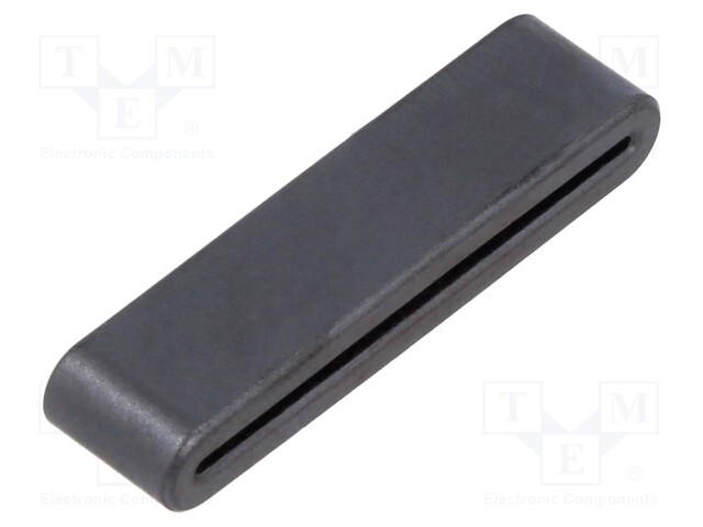 Core: ferrite; for flat cable; A: 32mm; B: 28mm; C: 5mm; D: 8mm; 300MHz